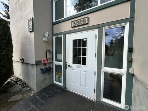 5620 200th Street SW Lynnwood WA 98036