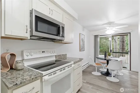 5620 200th Street SW Lynnwood WA 98036