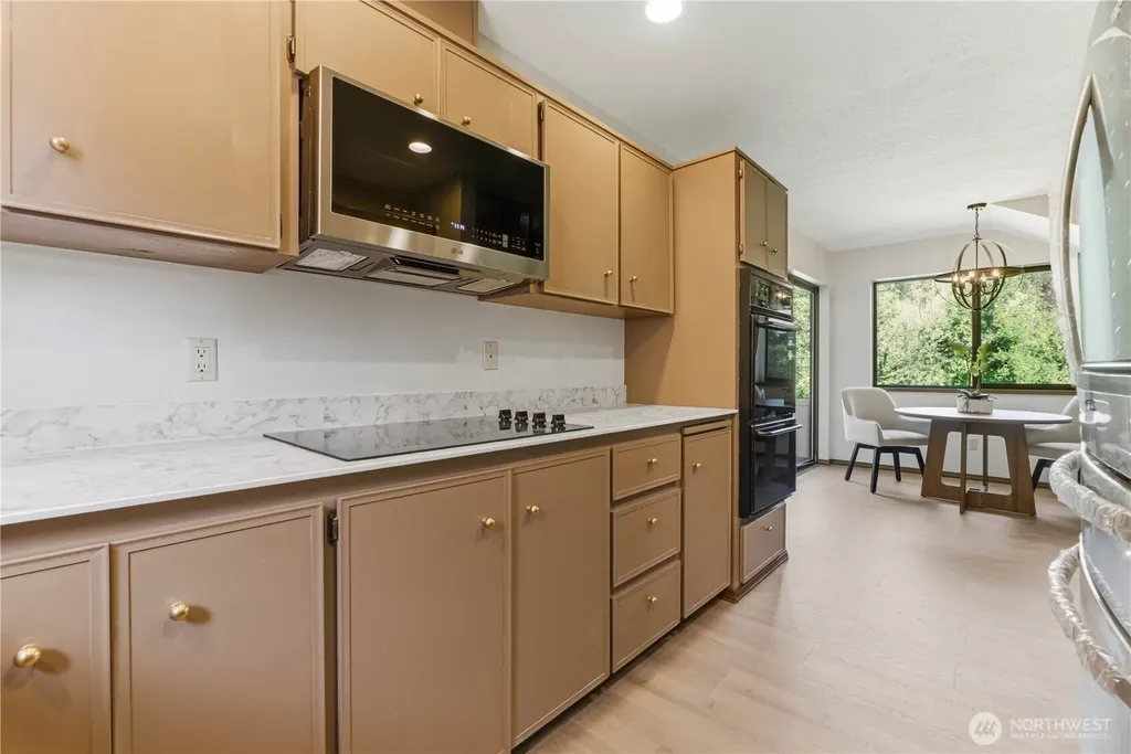 225 19th Street NE East Wenatchee WA 98802