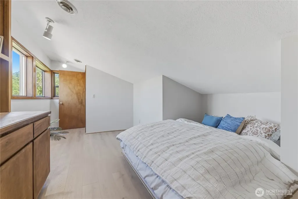225 19th Street NE East Wenatchee WA 98802