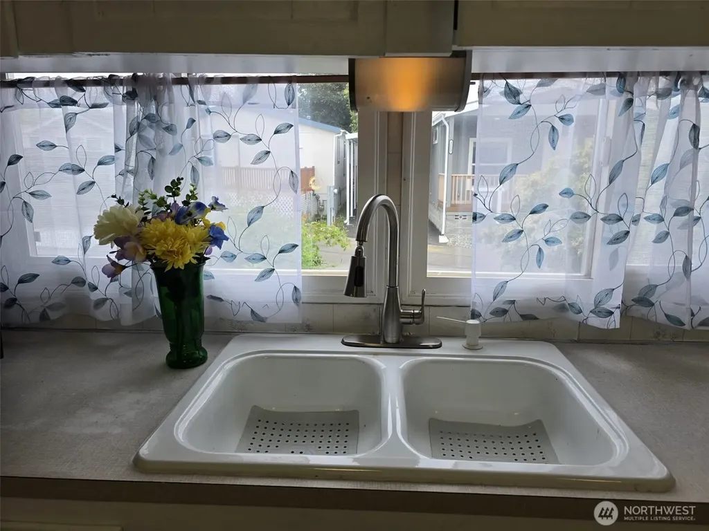 3212 S 182nd Place Seatac WA 98188