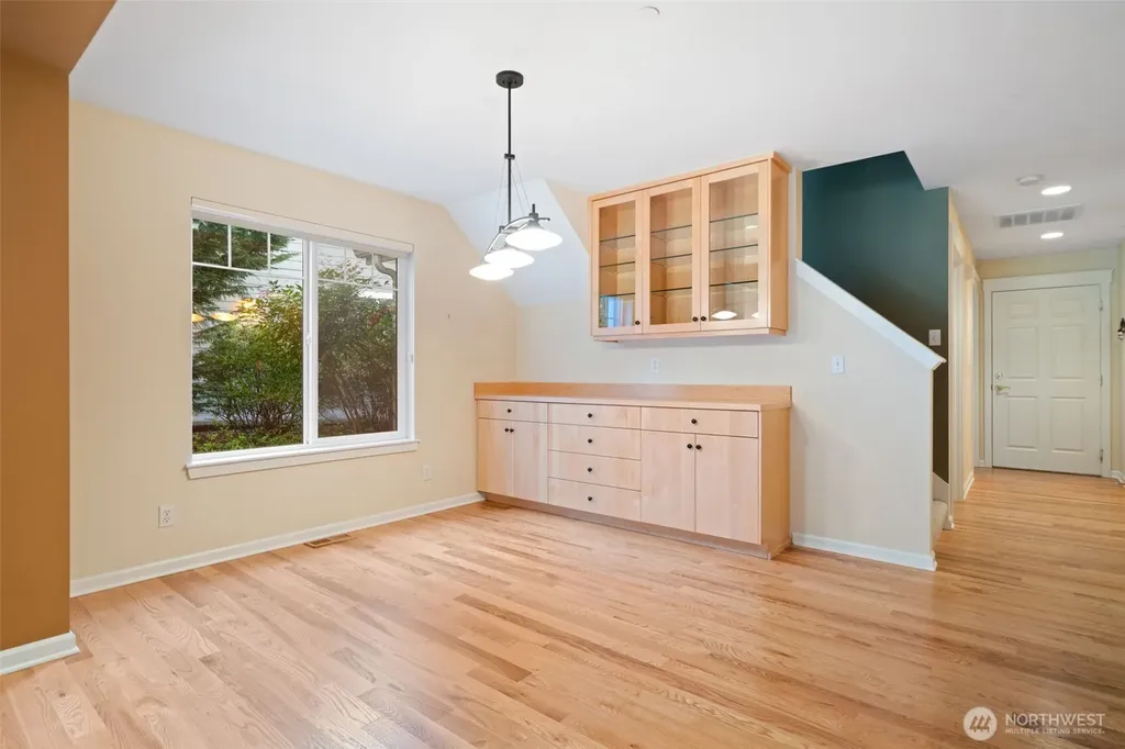 321 E Soderberg Road Allyn WA 98524