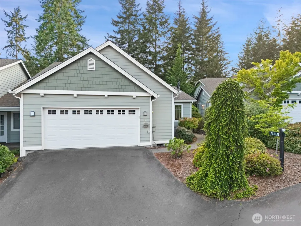 321 E Soderberg Road Allyn WA 98524