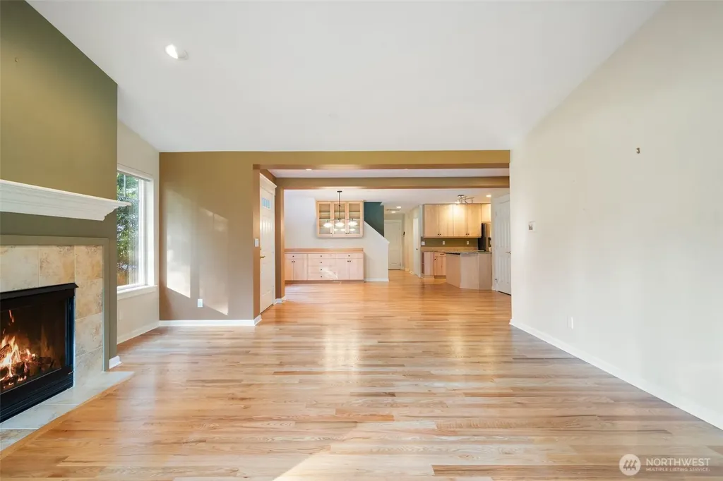 321 E Soderberg Road Allyn WA 98524