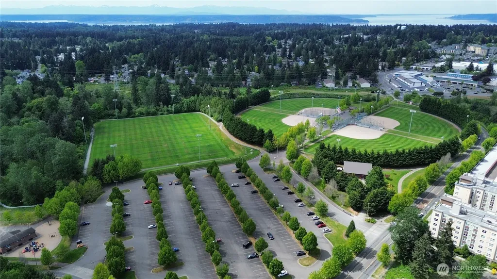 520 S 323rd Place Federal Way WA 98003