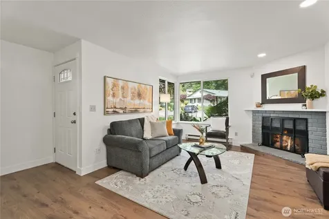 520 S 323rd Place Federal Way WA 98003