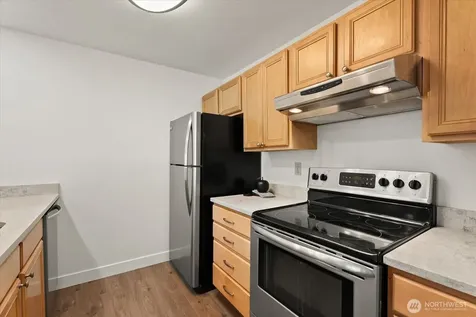 520 S 323rd Place Federal Way WA 98003