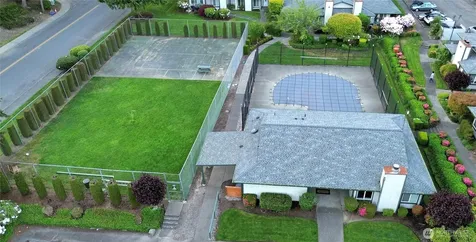 520 S 323rd Place Federal Way WA 98003
