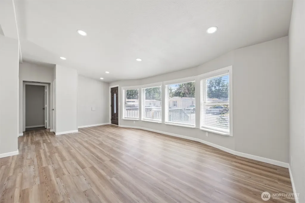 6750 Desert View Drive West Richland WA 99353