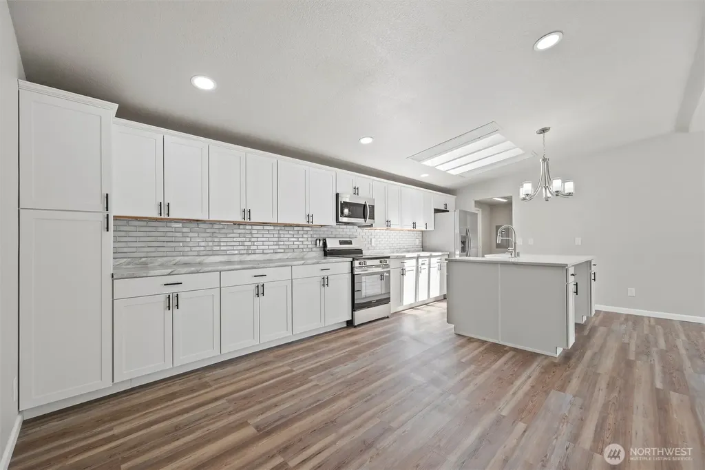 6750 Desert View Drive West Richland WA 99353