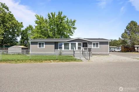6750 Desert View Drive West Richland WA 99353