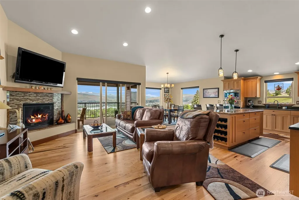 2642 Catalina Avenue East Wenatchee WA 98802