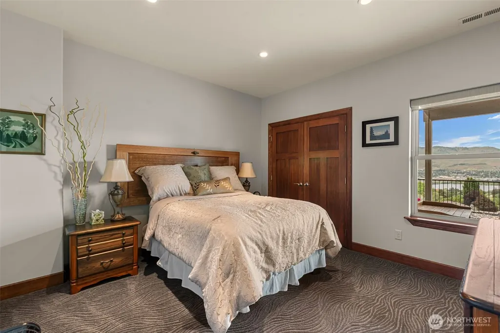 2642 Catalina Avenue East Wenatchee WA 98802