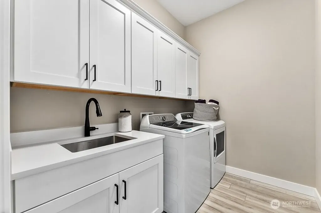 20830 Chad Lane E Bonney Lake WA 98391