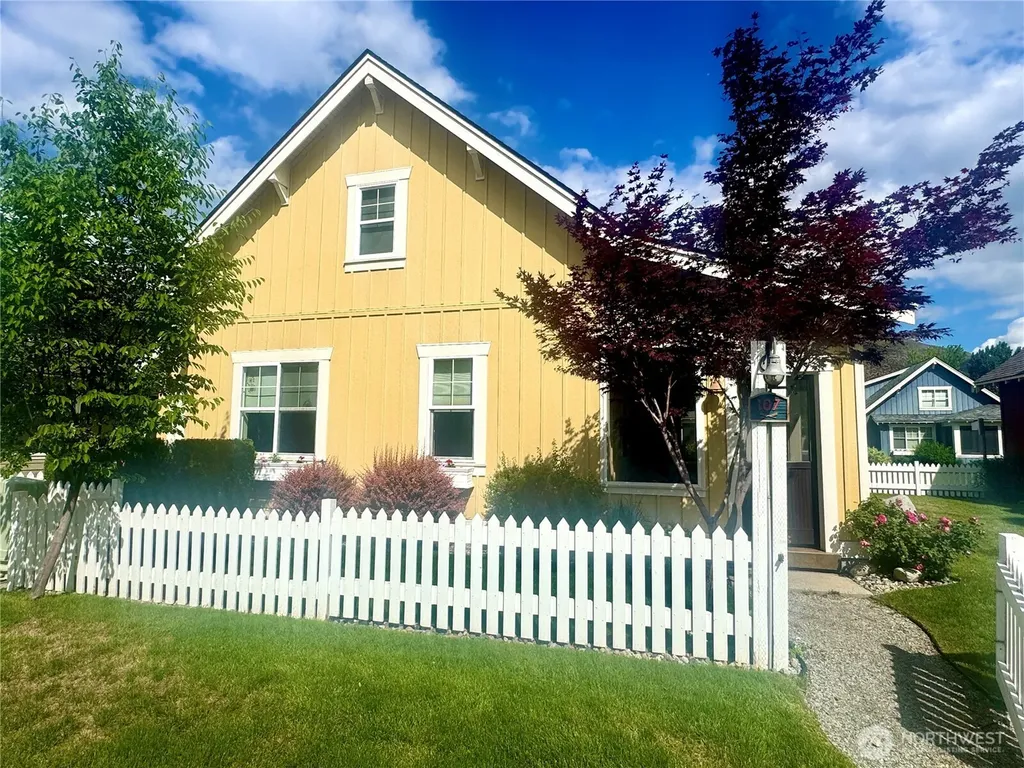 107 Barefoot Lane Oroville WA 98844