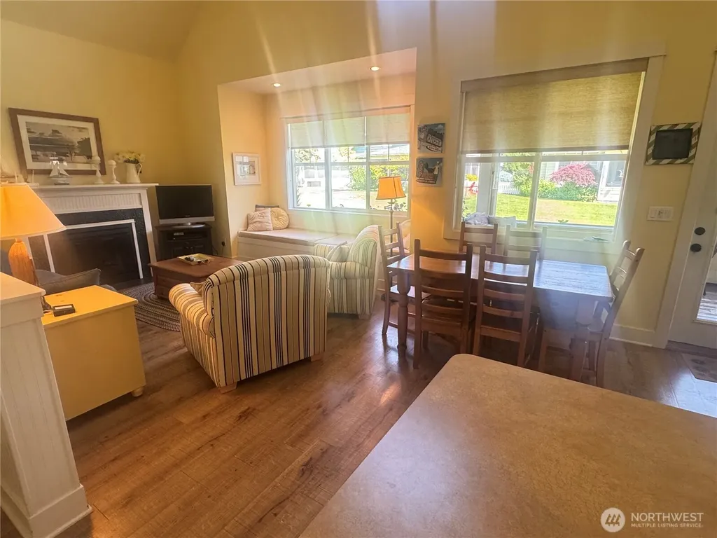 107 Barefoot Lane Oroville WA 98844