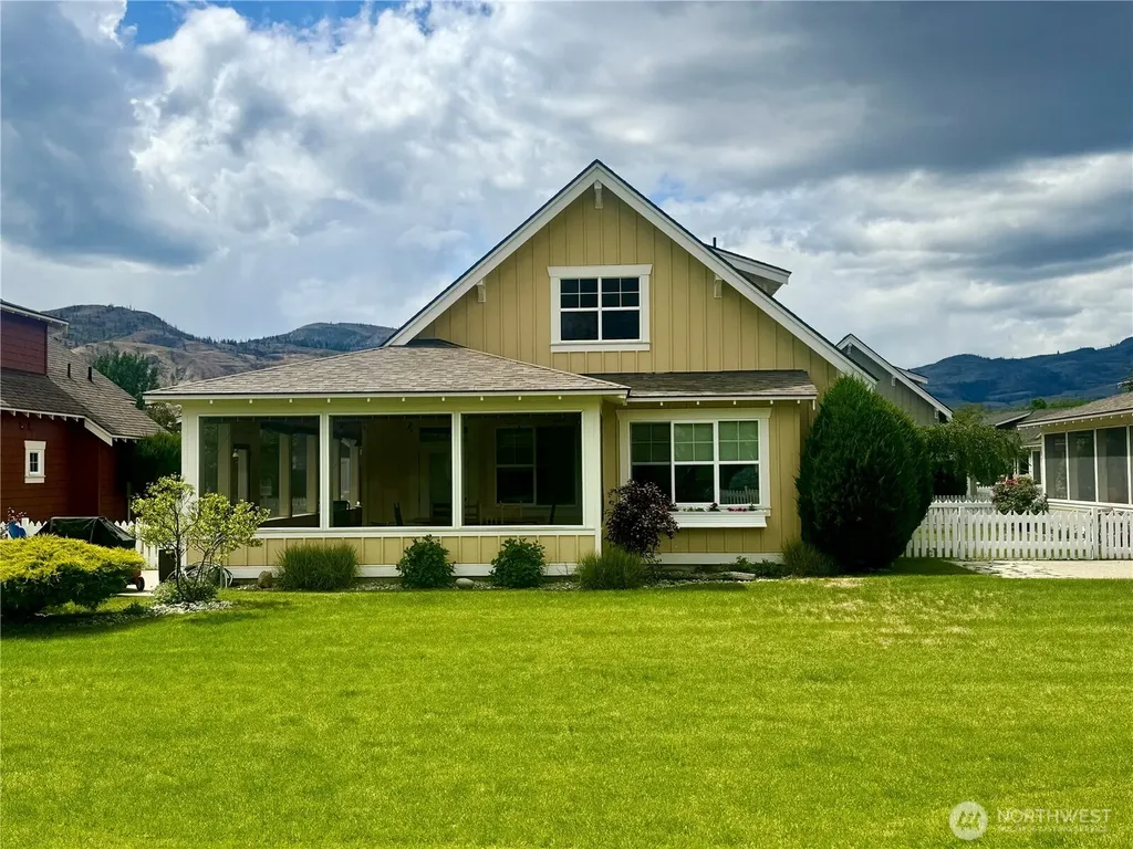 107 Barefoot Lane Oroville WA 98844