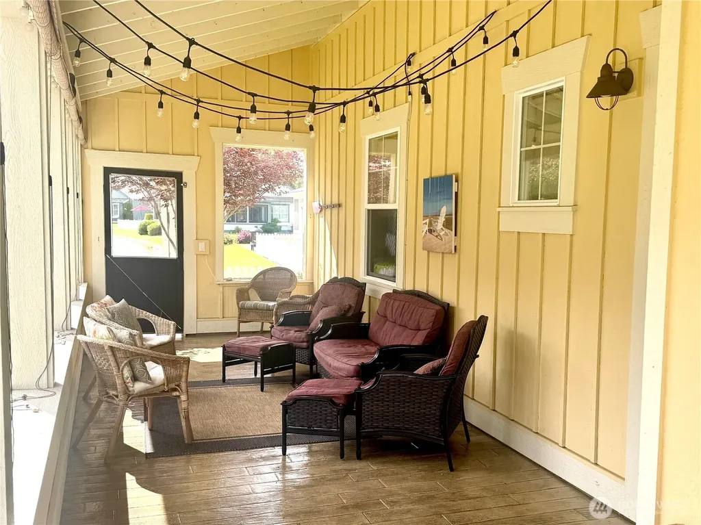 107 Barefoot Lane Oroville WA 98844