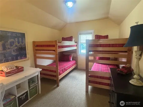 107 Barefoot Lane Oroville WA 98844