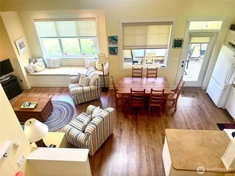 107 Barefoot Lane Oroville WA 98844