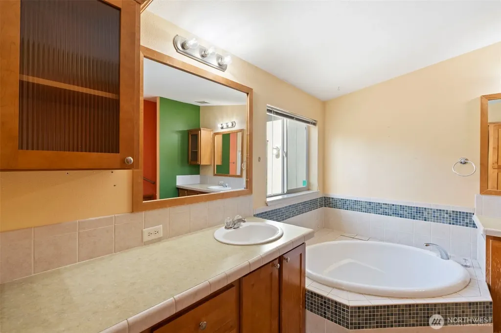786 Frost Road Winlock WA 98596