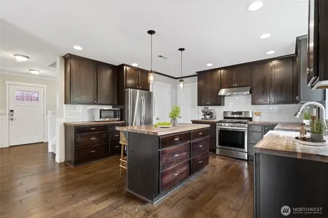 5146 83rd Place NE Marysville WA 98270