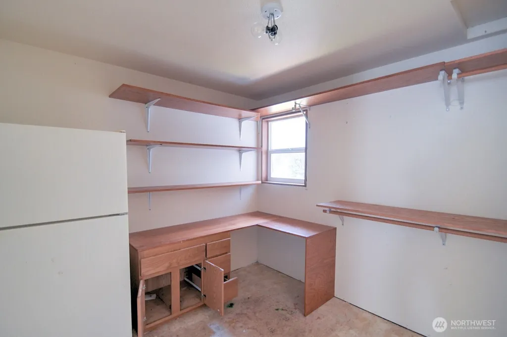 180 Sunrise Avenue SE Ocean Shores WA 98569