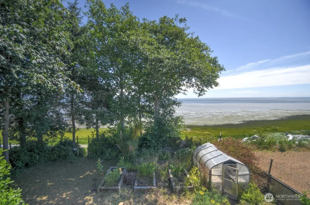 180 Sunrise Avenue SE Ocean Shores WA 98569