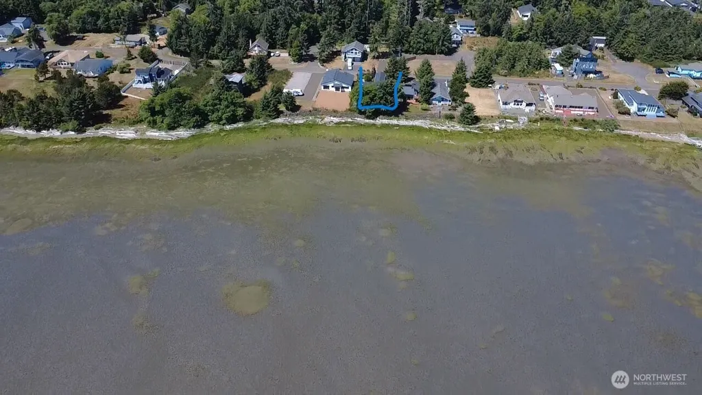 180 Sunrise Avenue SE Ocean Shores WA 98569