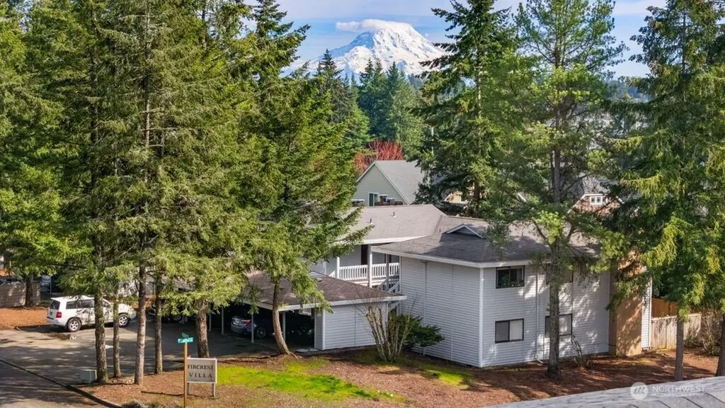 1461 Rainier Court Fircrest WA 98466
