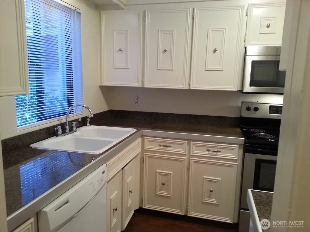 1461 Rainier Court Fircrest WA 98466