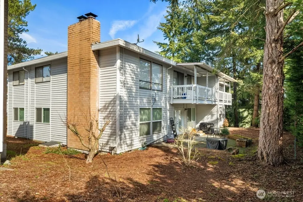 1461 Rainier Court Fircrest WA 98466
