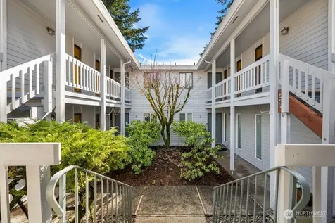 1461 Rainier Court Fircrest WA 98466