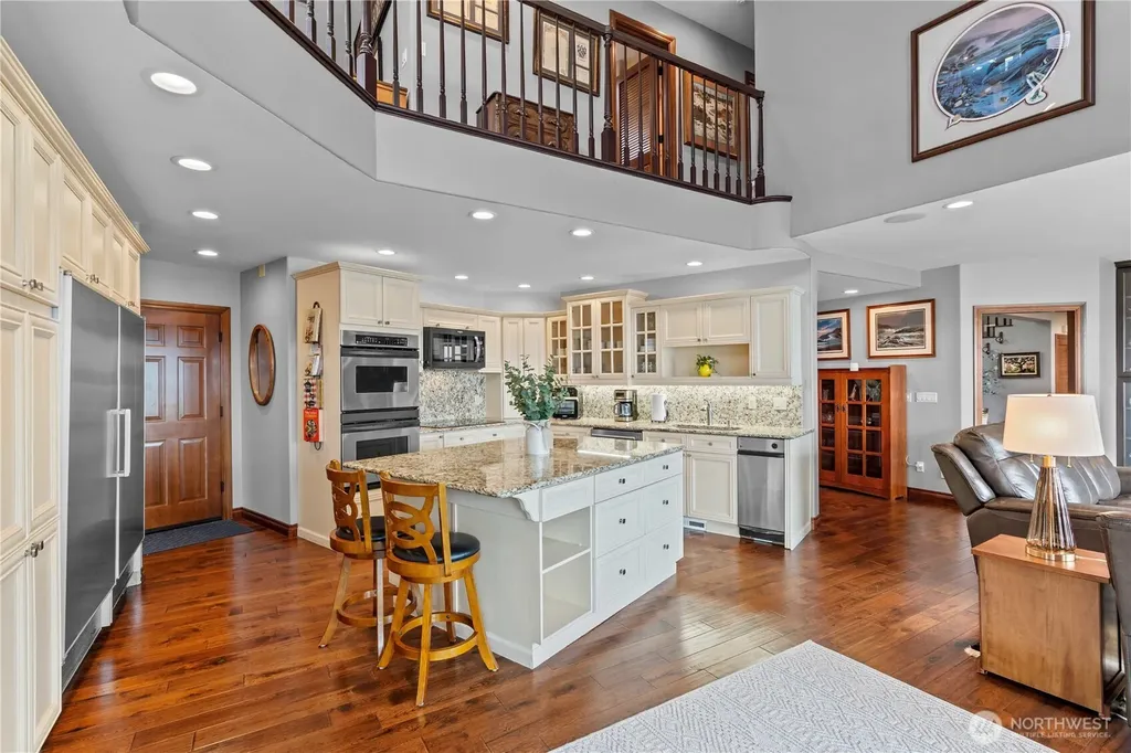 1551 13th Court Fox Island WA 98333