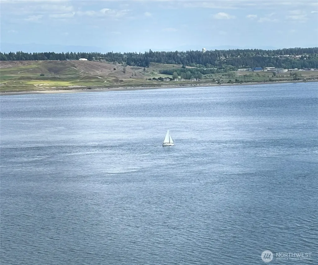 1551 13th Court Fox Island WA 98333