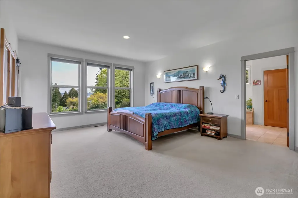 23506 Seatter Road NE Kingston WA 98346