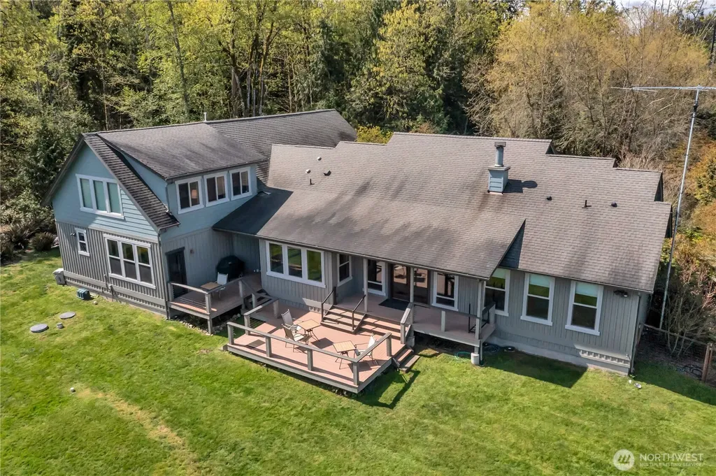 23506 Seatter Road NE Kingston WA 98346