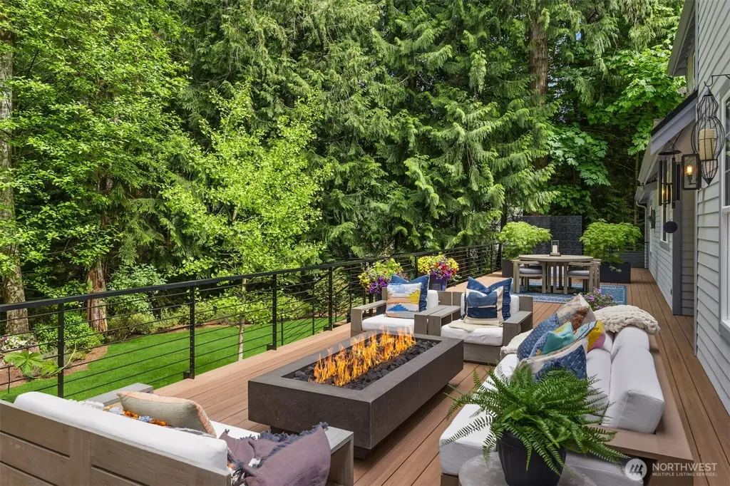 13264 Teem Loop Road NE Bainbridge Island WA 98110
