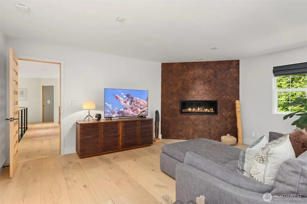 13264 Teem Loop Road NE Bainbridge Island WA 98110