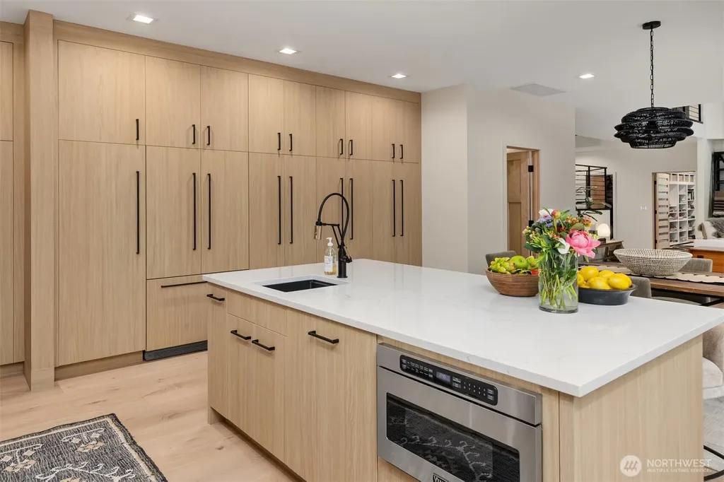 13264 Teem Loop Road NE Bainbridge Island WA 98110