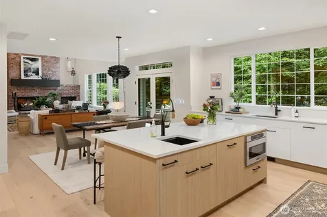13264 Teem Loop Road NE Bainbridge Island WA 98110