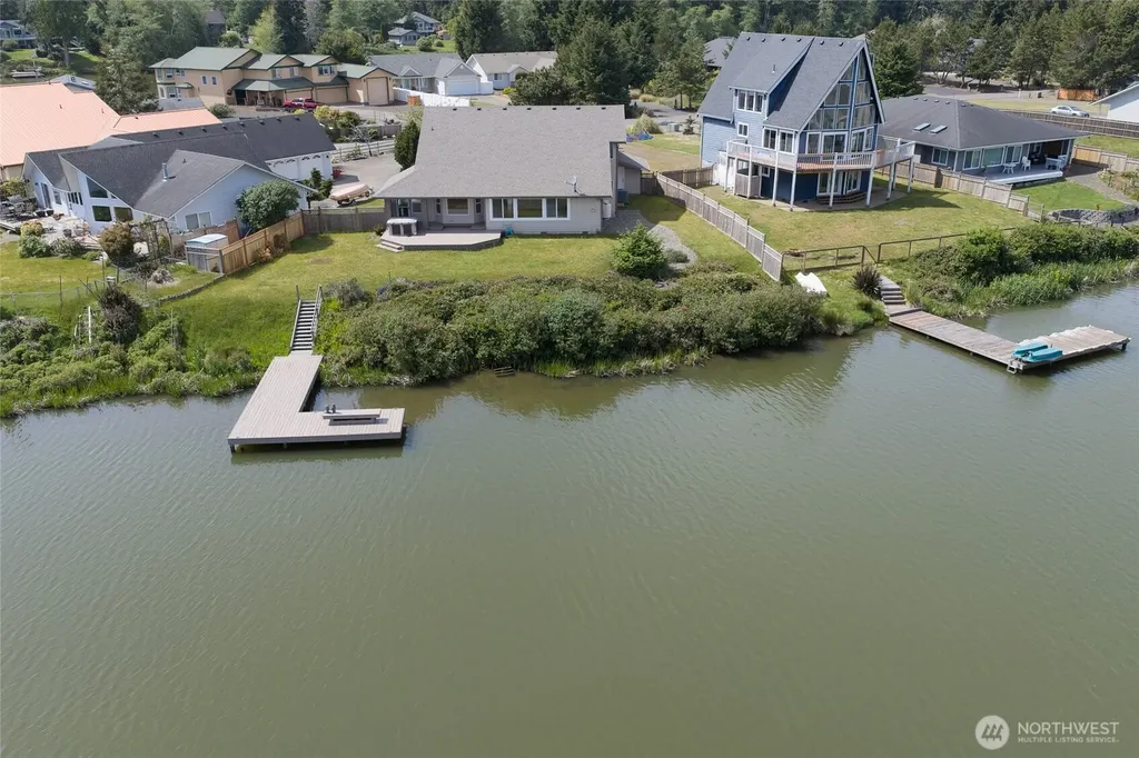 354 Wildwood Avenue SE Ocean Shores WA 98569