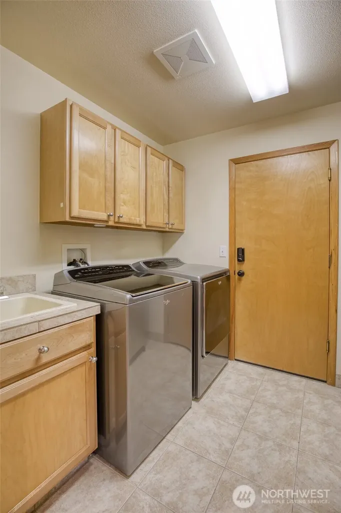354 Wildwood Avenue SE Ocean Shores WA 98569