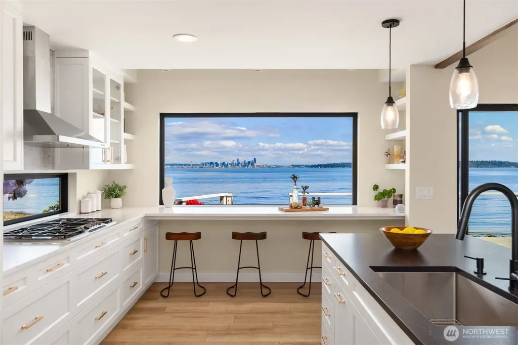 4692 Rockaway Beach Road NE Bainbridge Island WA 98110