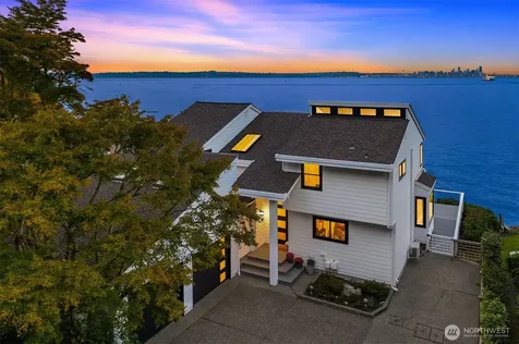 4692 Rockaway Beach Road NE Bainbridge Island WA 98110