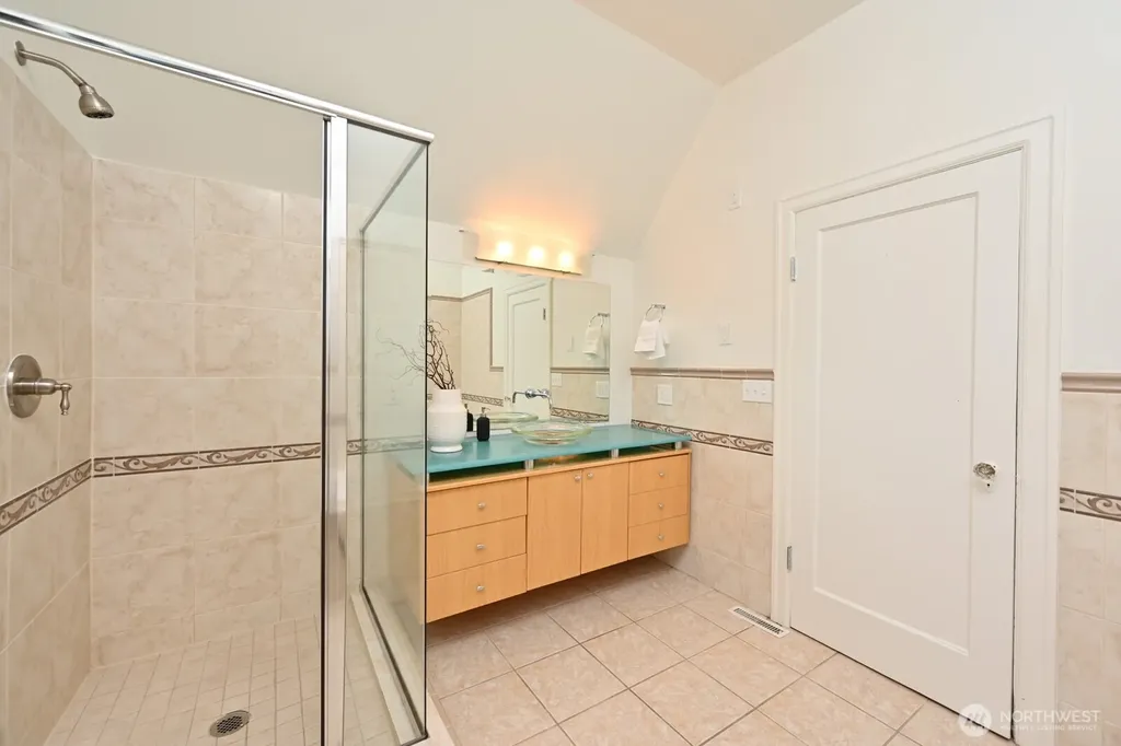 1543 31st Avenue S Seattle WA 98144