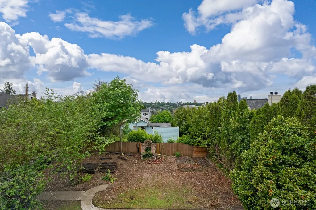 1543 31st Avenue S Seattle WA 98144