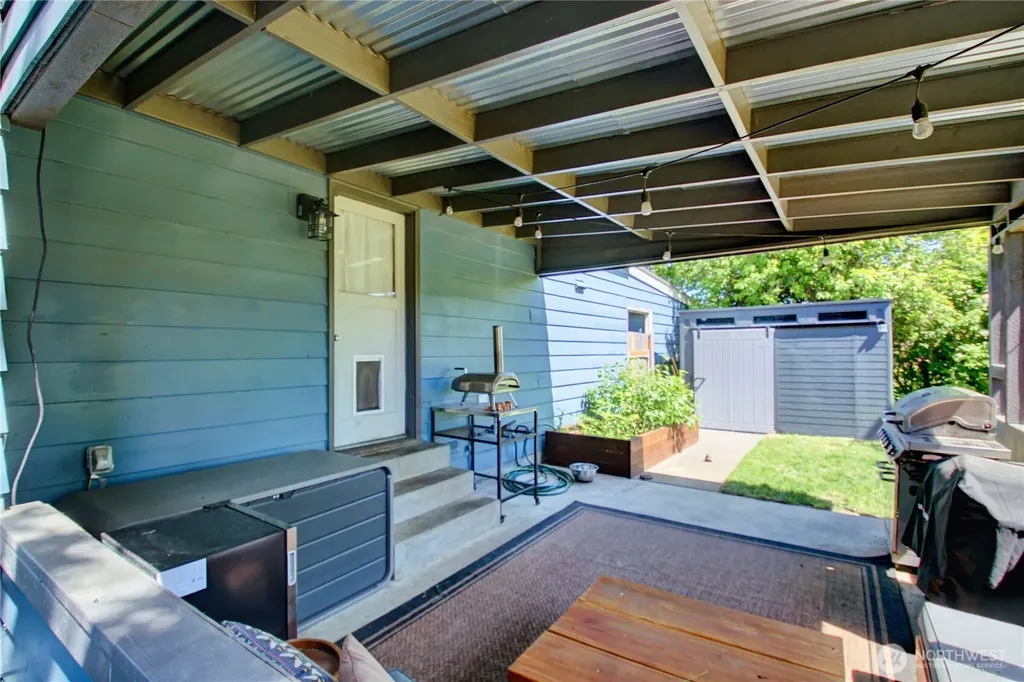 348 NE Harvest Drive Oak Harbor WA 98277