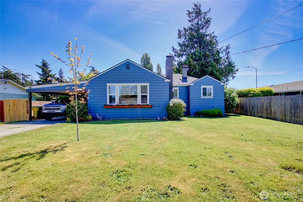 348 NE Harvest Drive Oak Harbor WA 98277