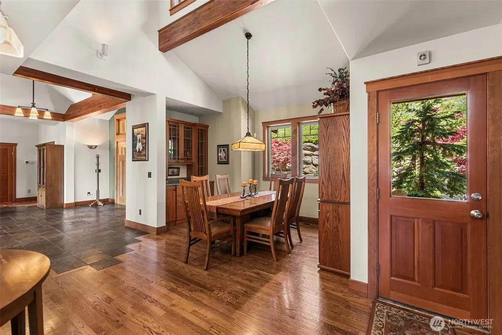 10665 North Road Leavenworth WA 98826